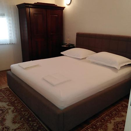 Apartman Gordana トロギール エクステリア 写真